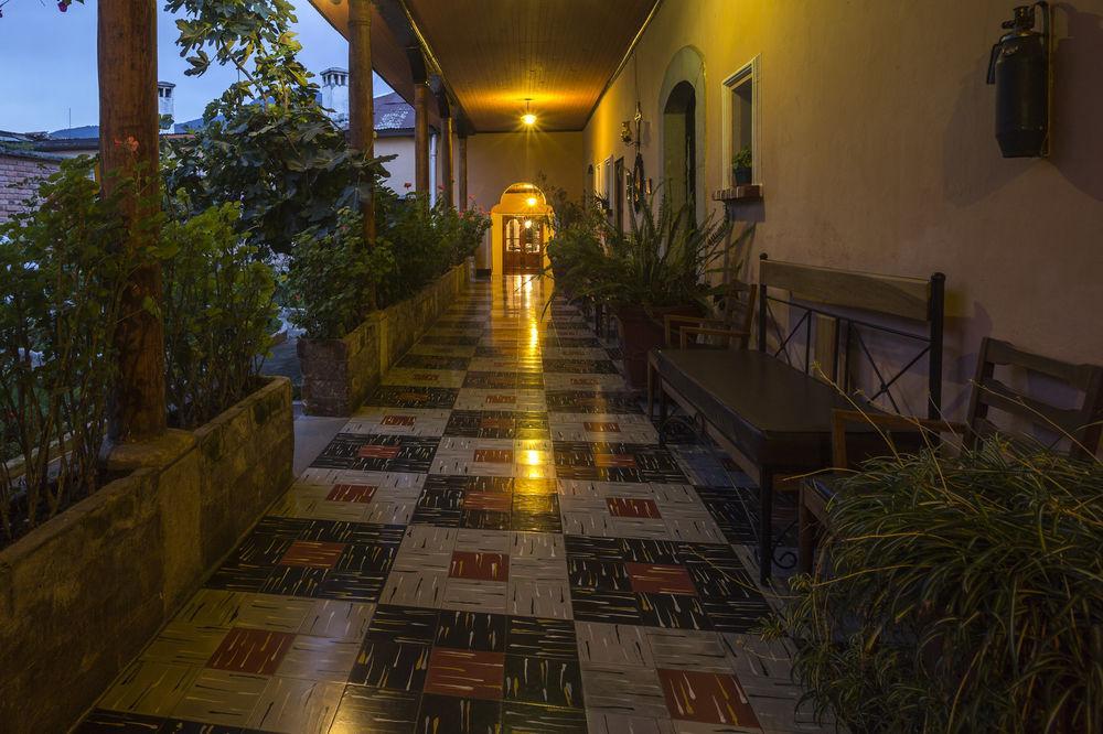 Hotel Modelo Quetzaltenango Exterior photo