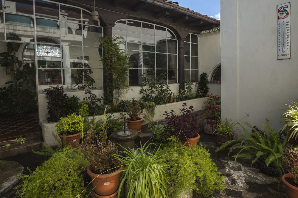 Hotel Modelo Quetzaltenango Exterior photo