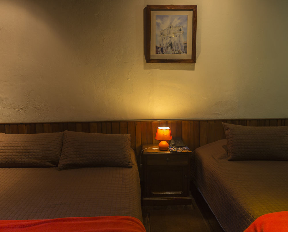 Hotel Modelo Quetzaltenango Exterior photo