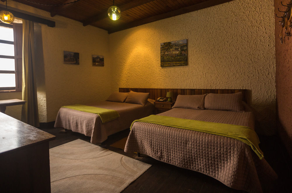 Hotel Modelo Quetzaltenango Exterior photo