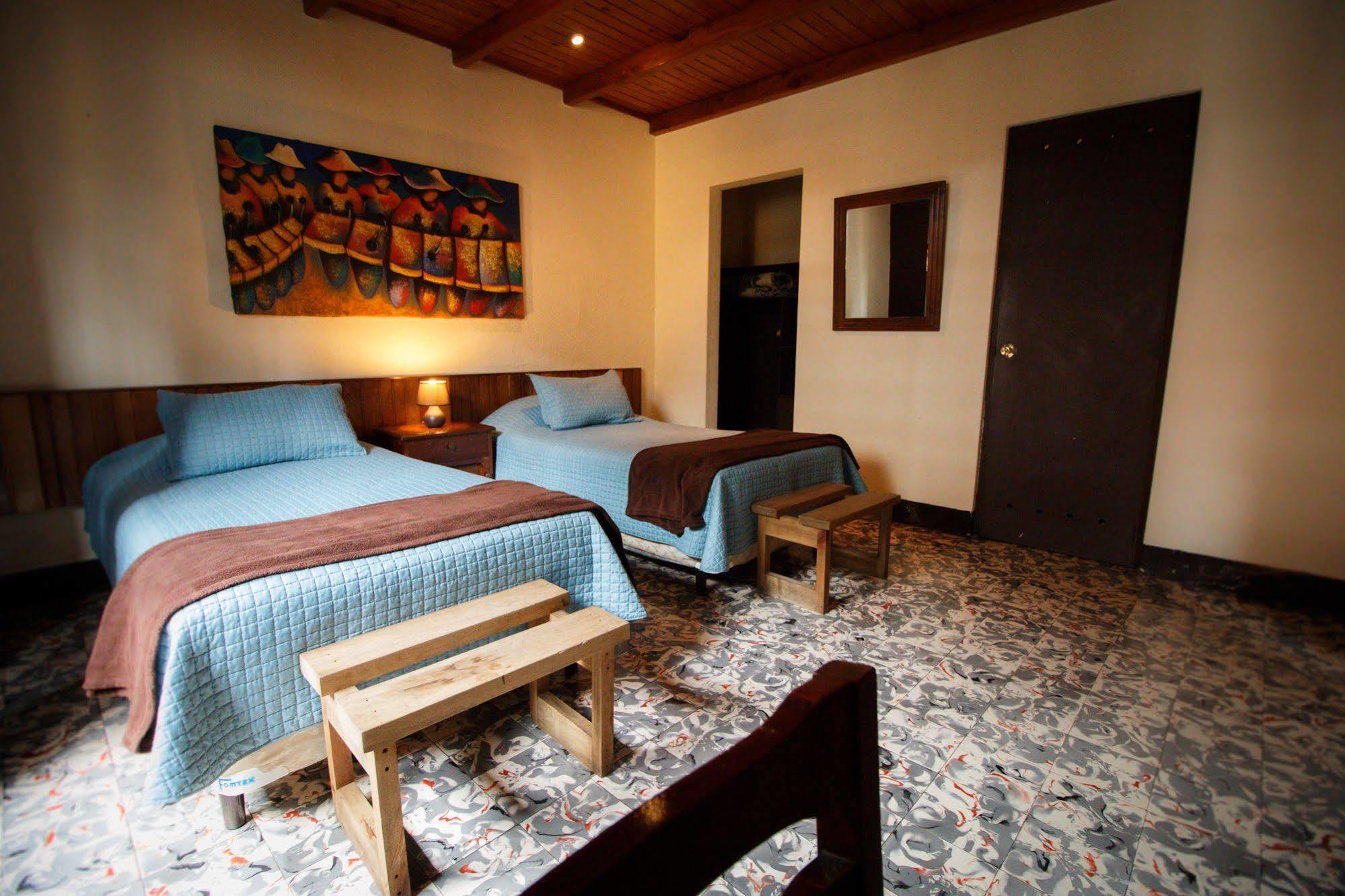 Hotel Modelo Quetzaltenango Exterior photo