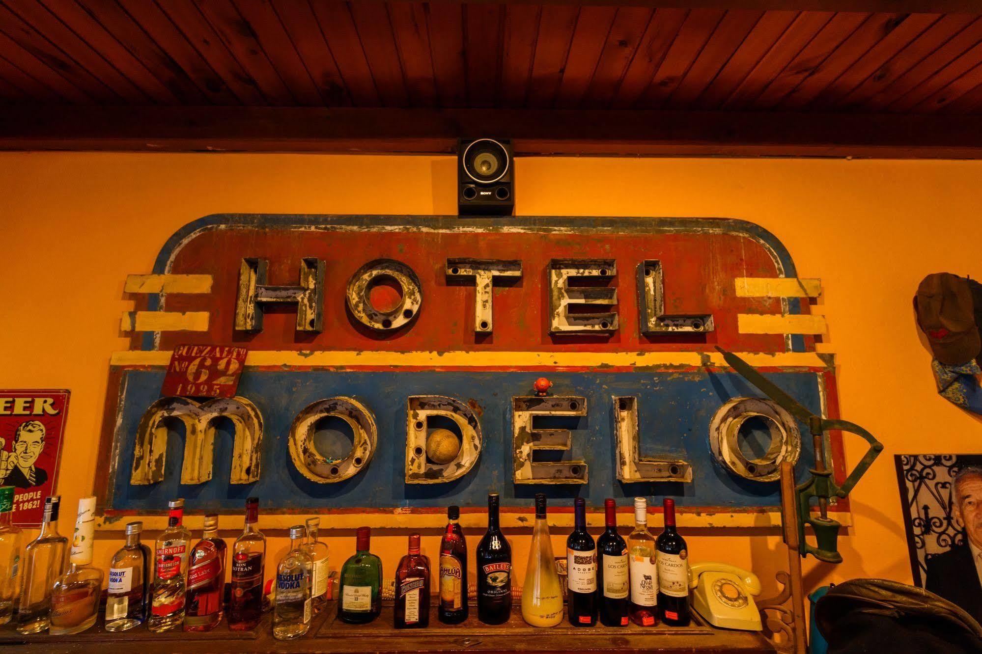 Hotel Modelo Quetzaltenango Exterior photo